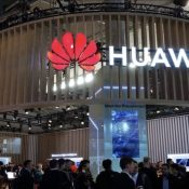 Hoa Nam cùng Huawei ra mắt cửa hàng trên trang thương mại điện tử Shopee