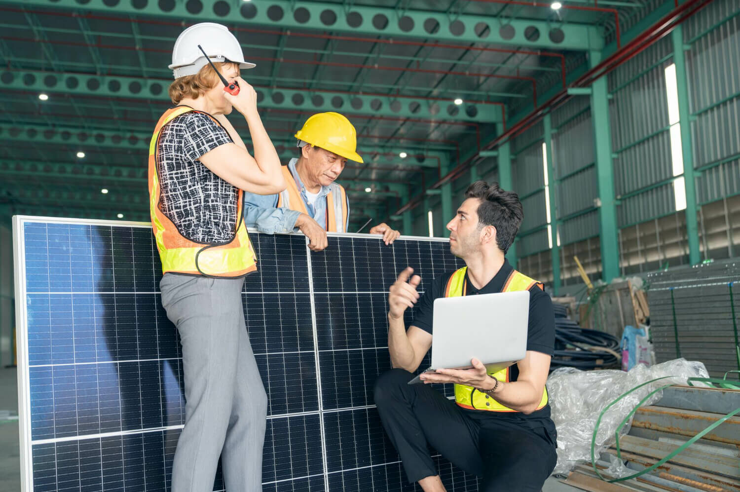 Phân Phối Thiết Bị Năng Lượng Mặt Trời